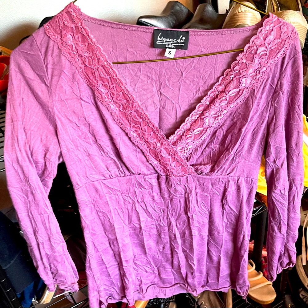 B.I.Y.A.Y.C.D.A. Vintage Mauve Top, V Neck Crossover, Pink Lace Trim, Size S